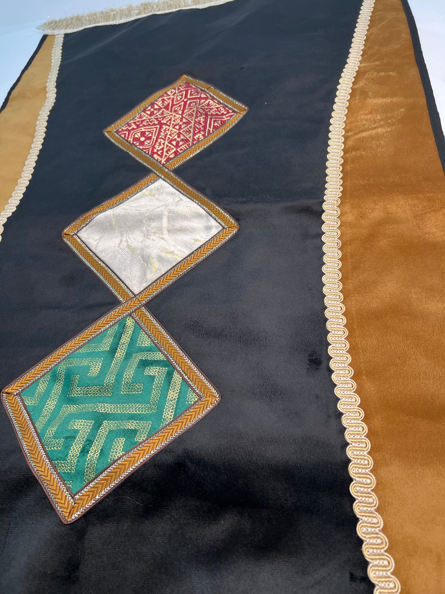 tapis de prière bab mansour grenat velours maroc