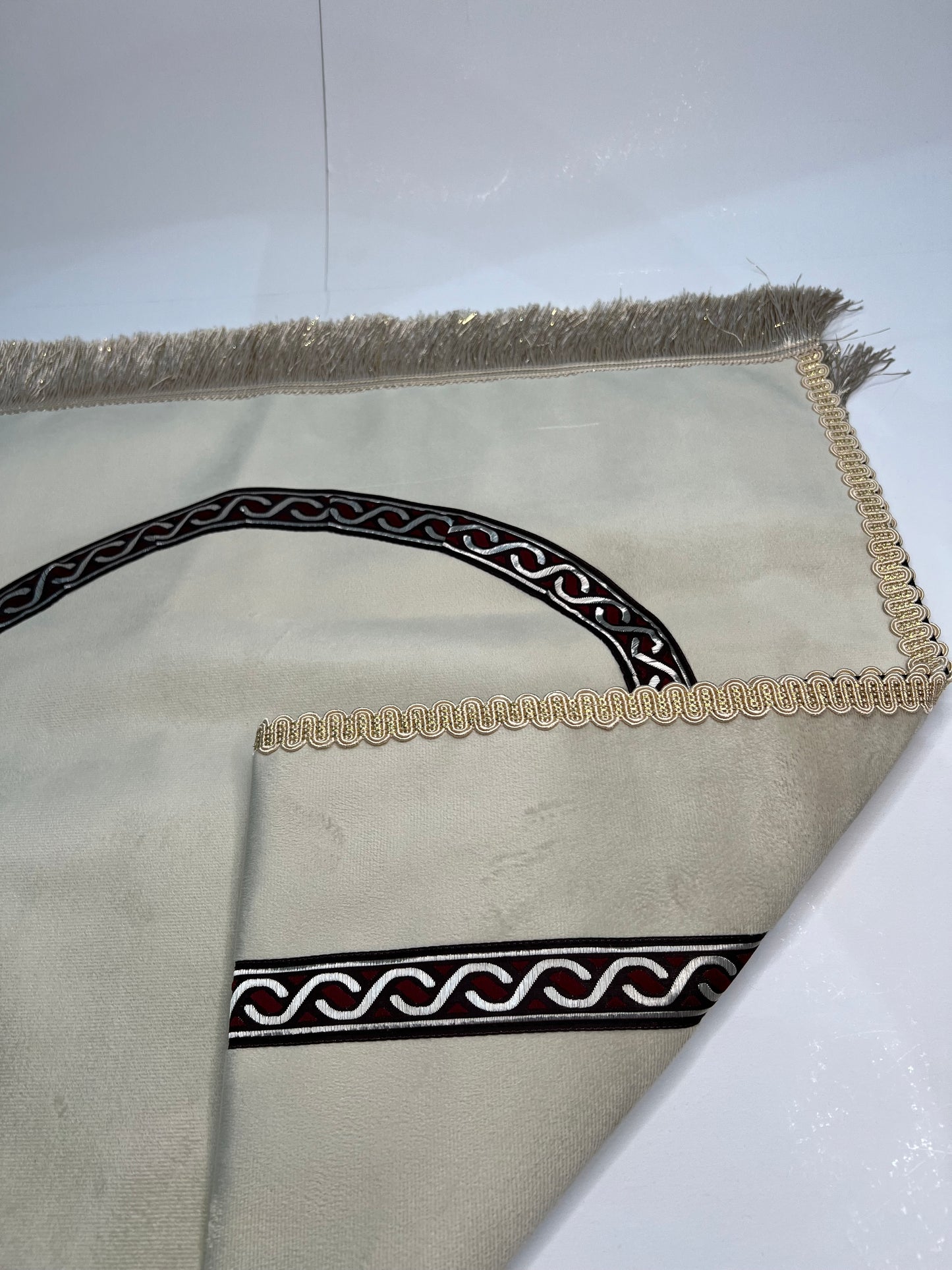 tapis de prière bab mansour beige velours maroc