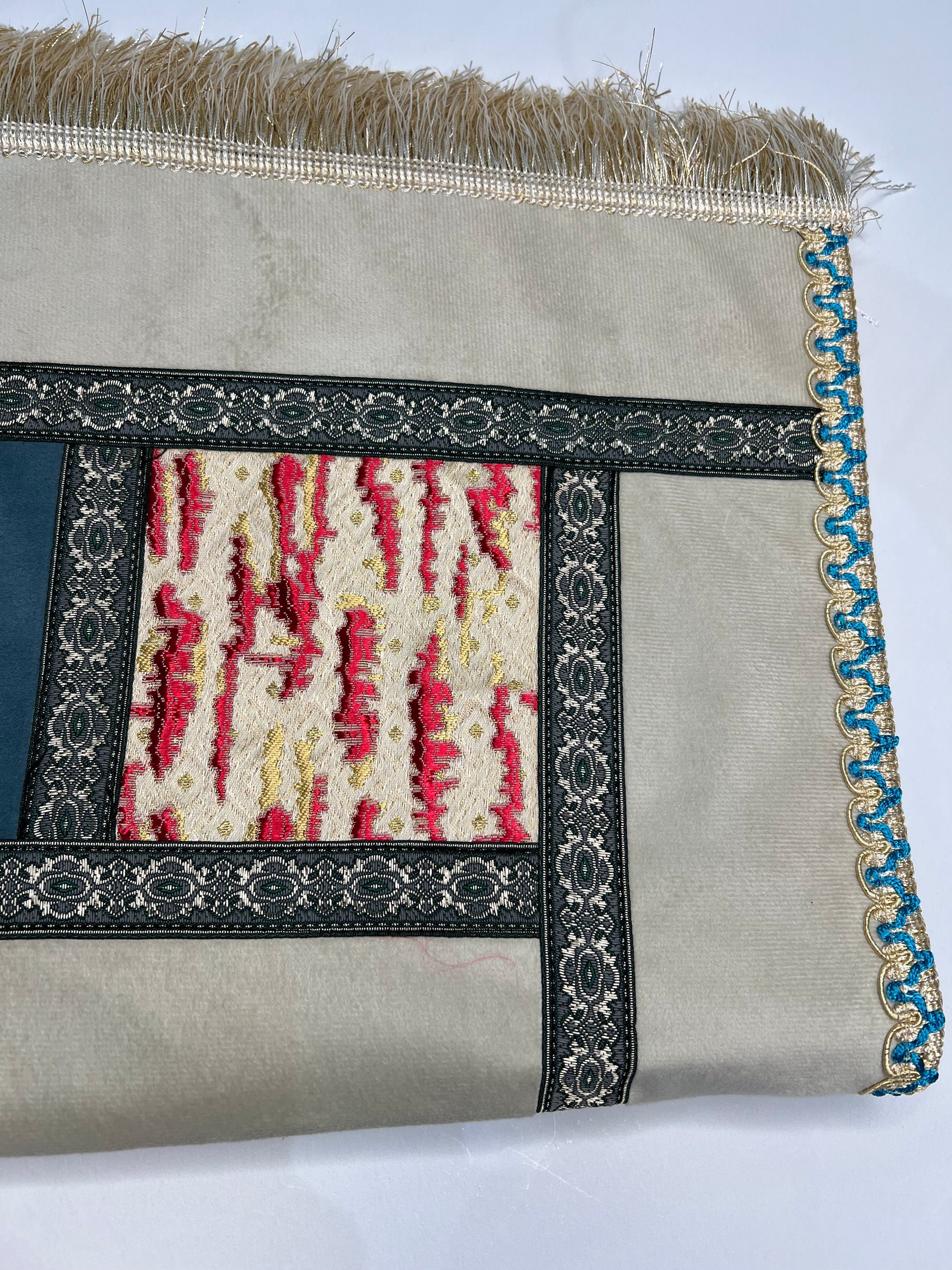 tapis de prière medina qdima atlas design exclusif saajda
