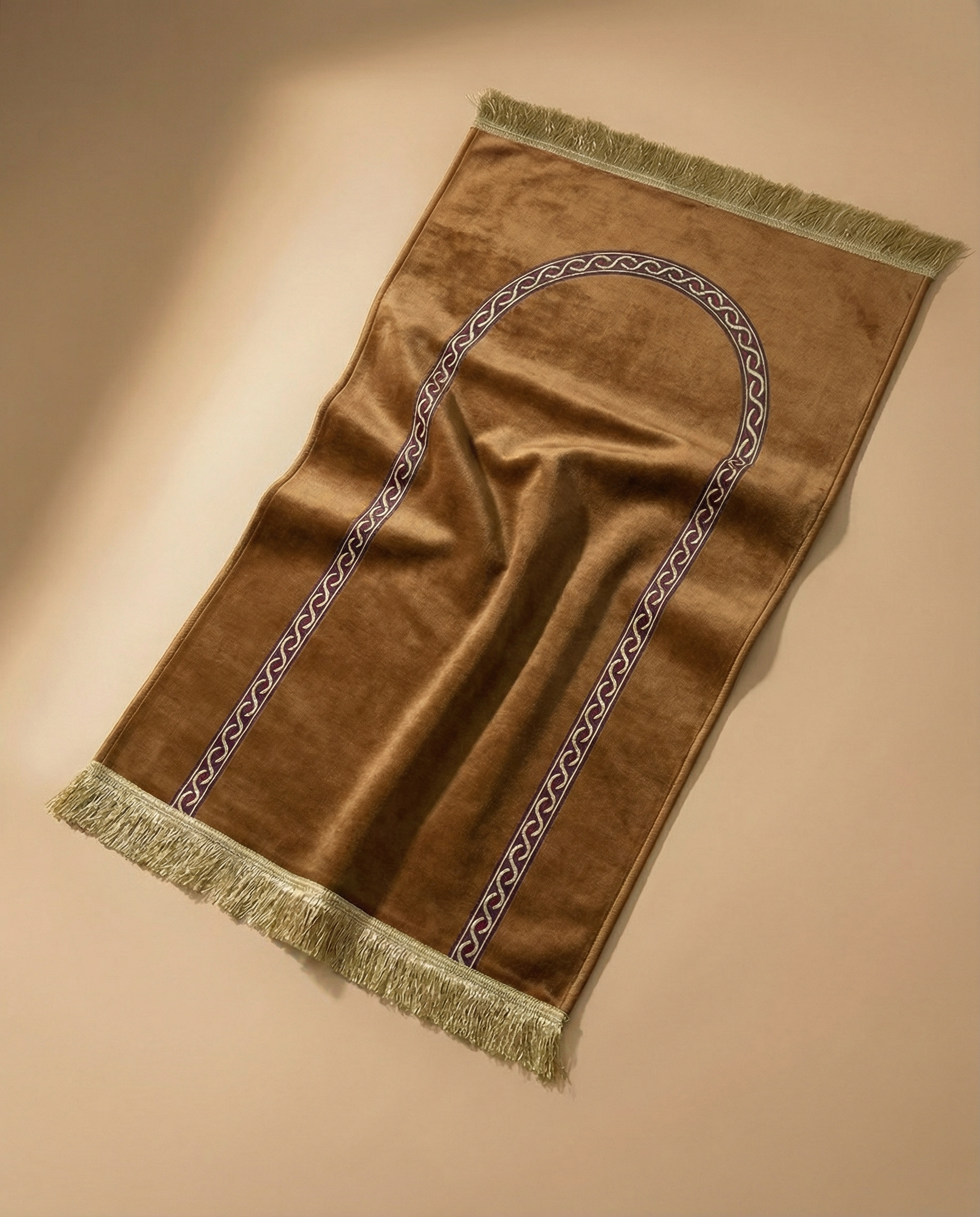 tapis de prière bab mansour marron foncé maroc
