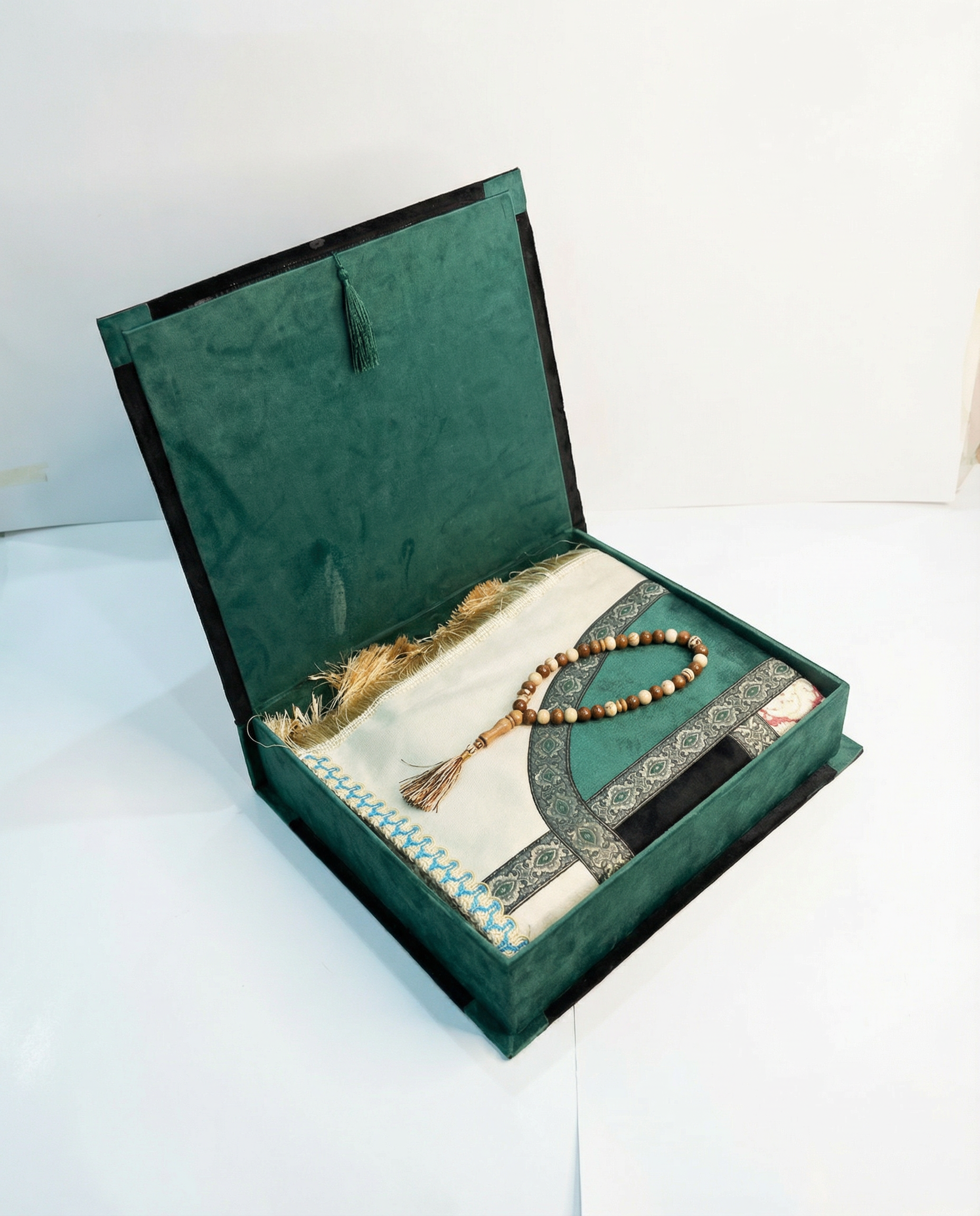 coffret cadeau religieux vert royal avec tapis tasbih et mibkhara
