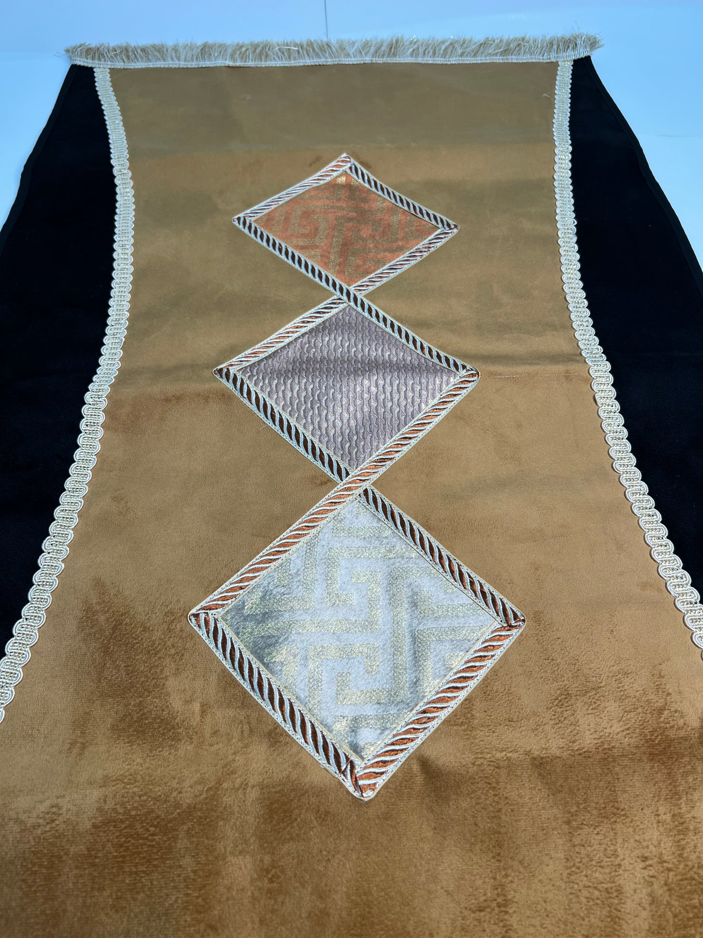 tapis de prière bab mansour grenat velours maroc