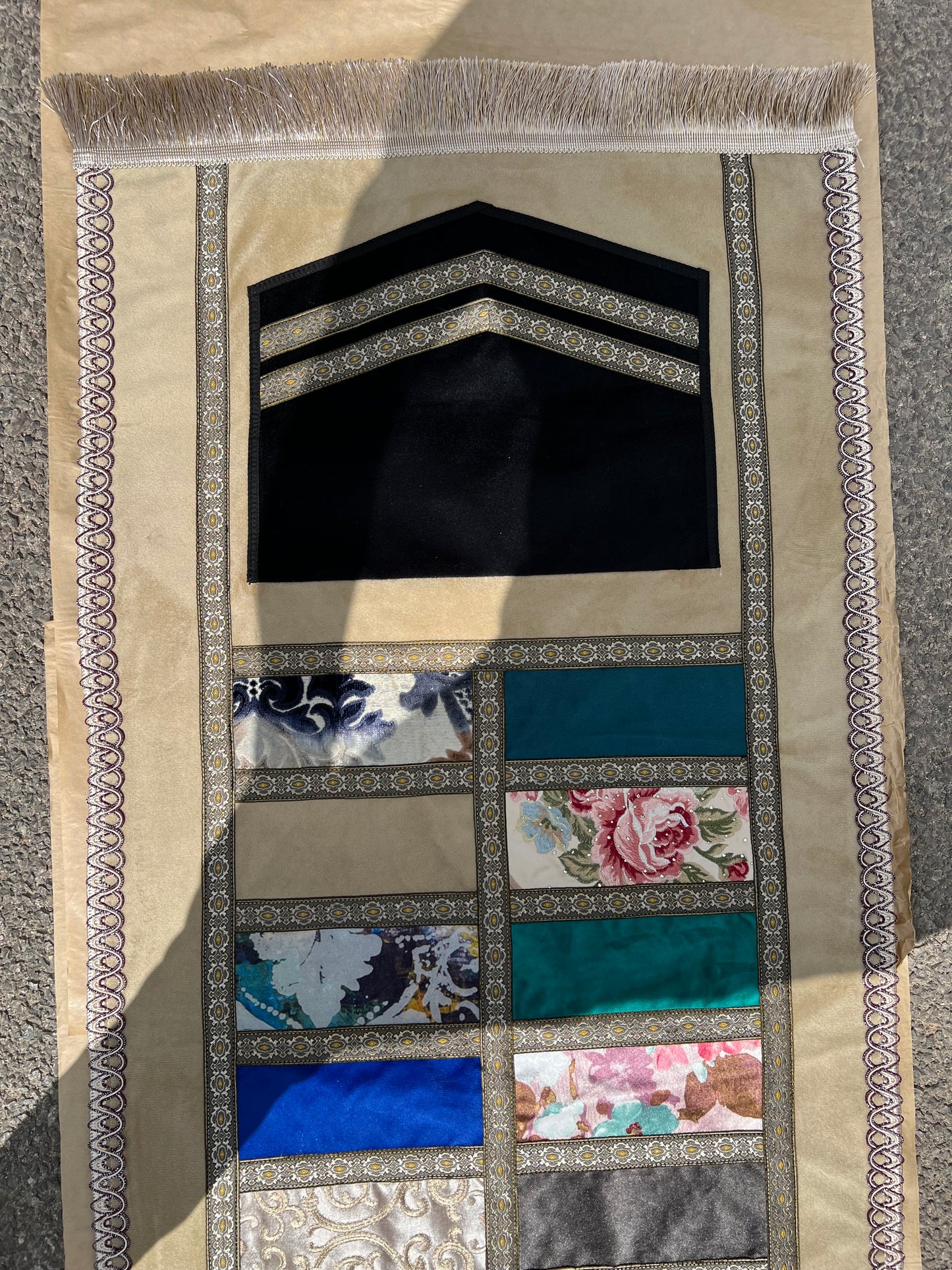 TAPIS MDINA QDIMA ( KAABA )